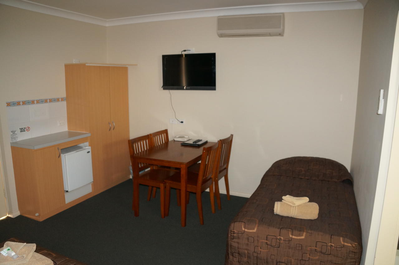 Green Gables Motel Dubbo Kültér fotó