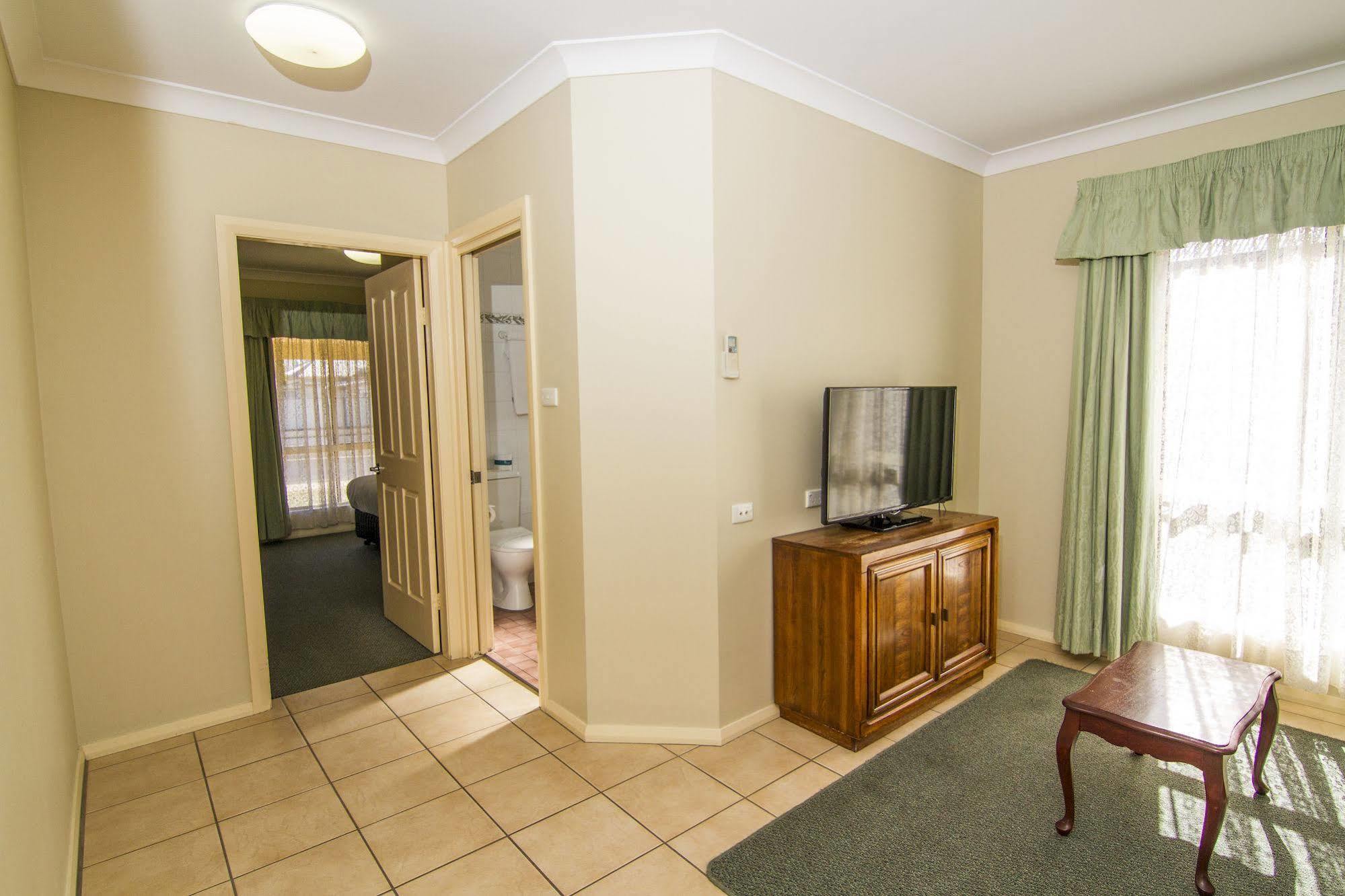 Green Gables Motel Dubbo Kültér fotó