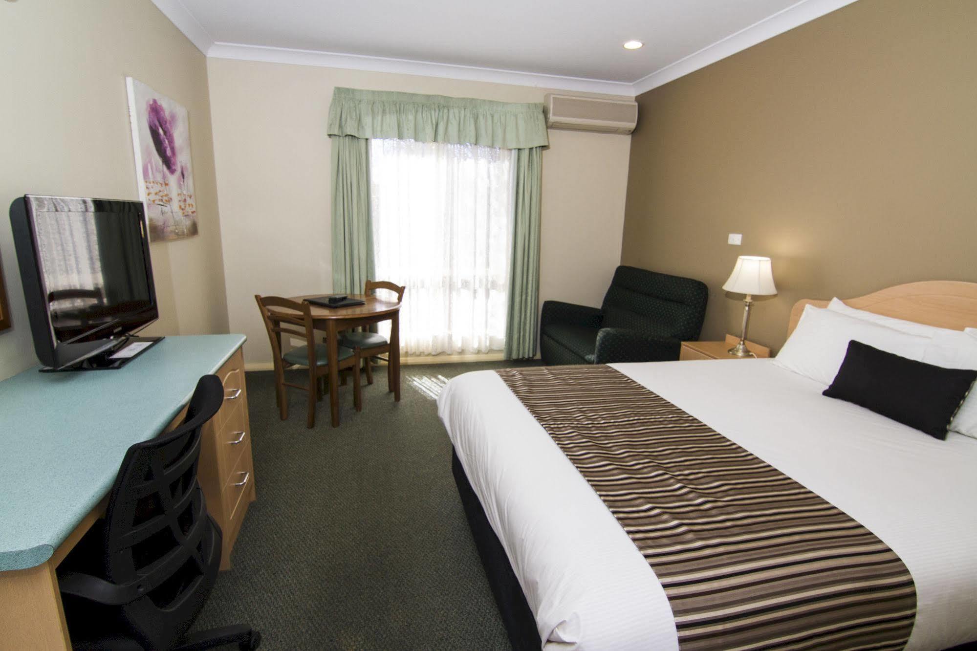 Green Gables Motel Dubbo Kültér fotó